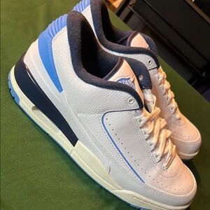 Men's Nike Air Jordan White and Blue Sneakers